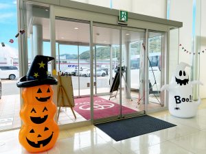 トリックオアトリート 桐生バイパス店で楽しむハッピーハロウィン 店舗ブログ Gtoyota Com 群馬トヨタ
