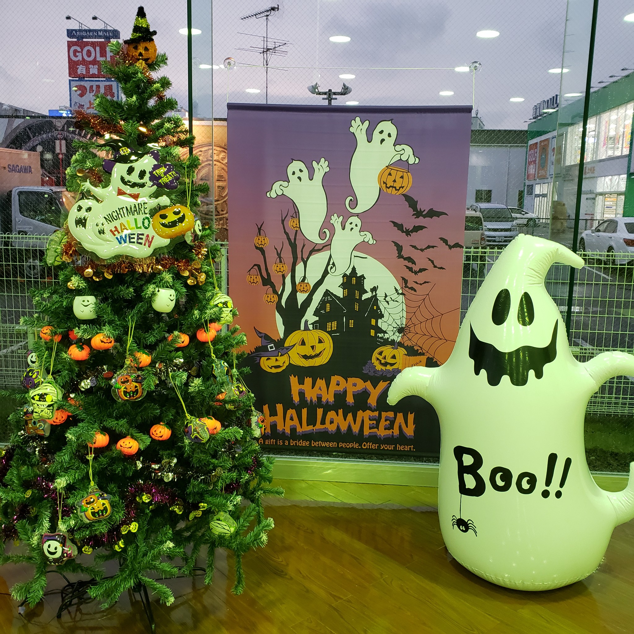 ハロウィンディスプレイ♪ 【 群馬トヨタ太田407号店 】 太田407号店