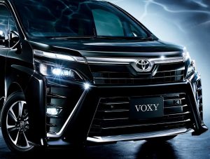 ヴォクシー ノア 特別仕様車とベースグレードの違いは 比較します 伊勢崎つなとり店 Gtoyota Com 群馬トヨタ