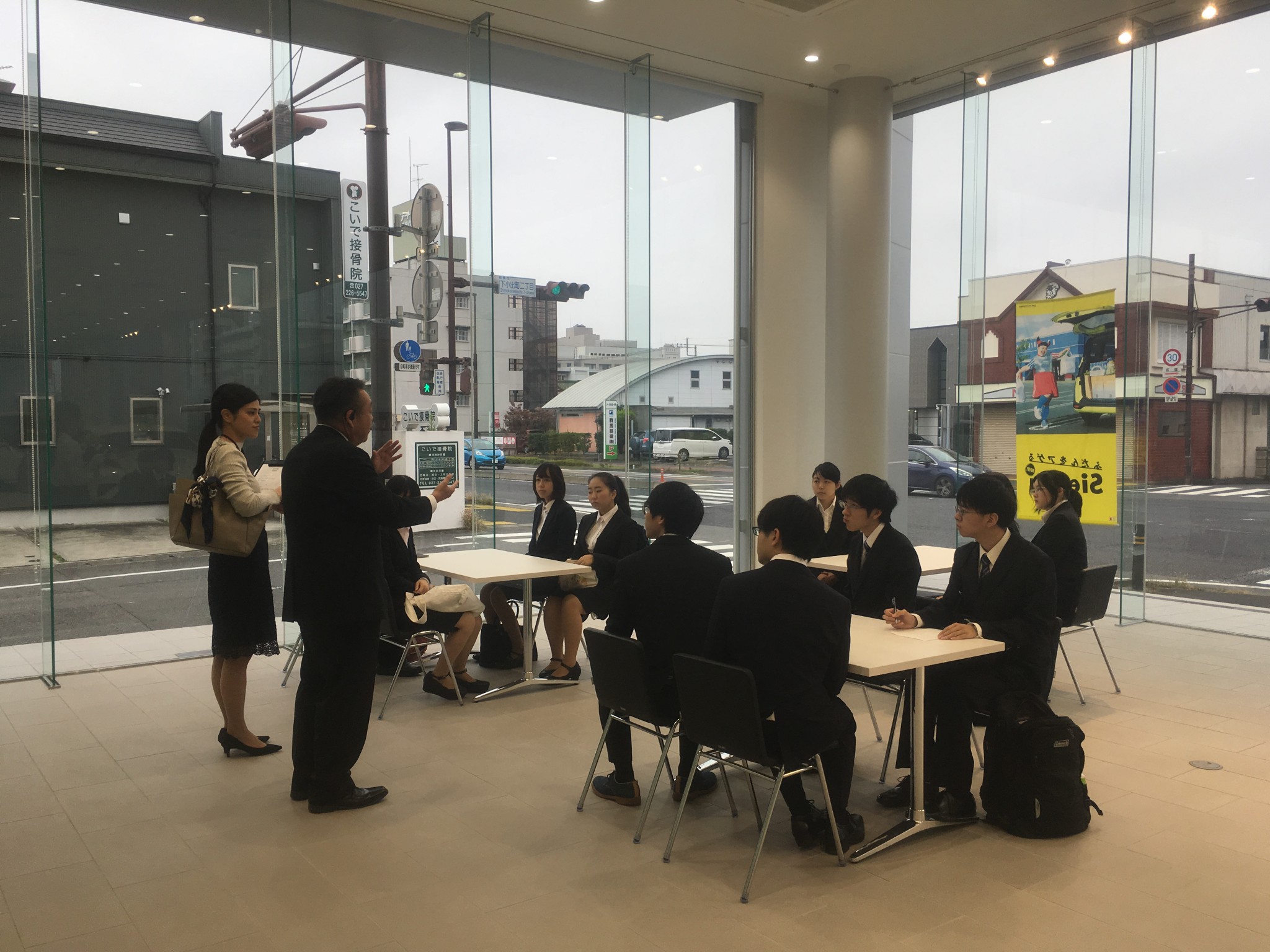 群馬大学 社会情報学部のみなさんが来店しました 前橋下小出店 Gtoyota Com 群馬トヨタ